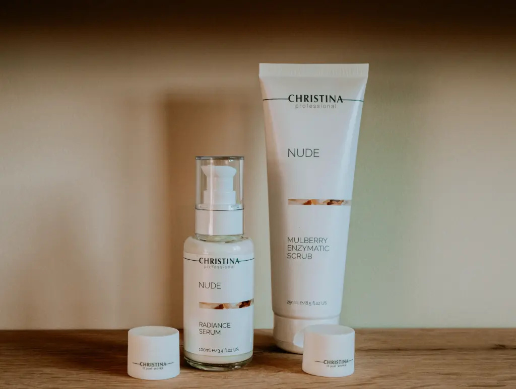 Moederdagpakket: Mulberry Enzymatic Scrub 250 ml + Radiance Serum 100 ml 